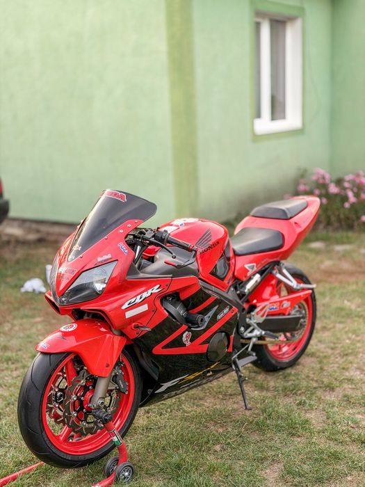 Honda CBR600f4i