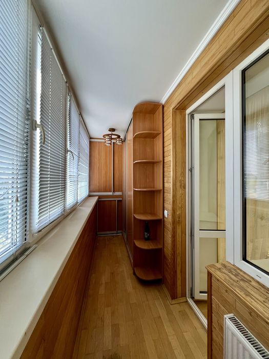 Оренда 3-кімнатної квартири на вул. Небесної Сотні