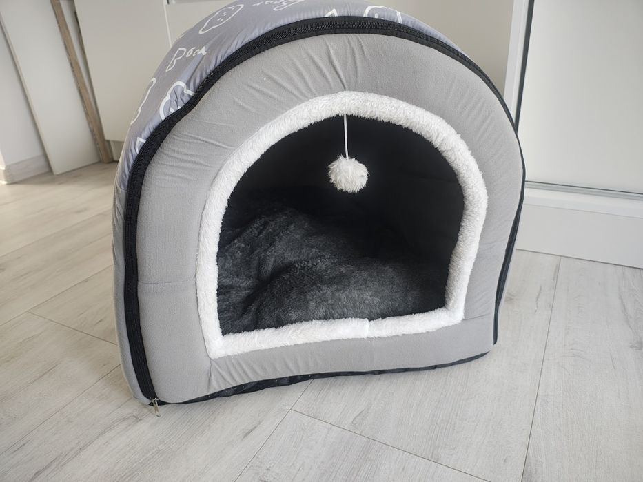 Materiałowa buda dla psa