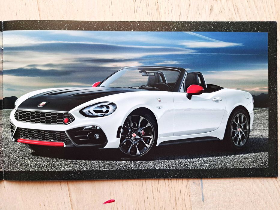 Abarth 124 Spider (FIAT 124 Spider) 2018 prospekt 26 str., stan BDB-