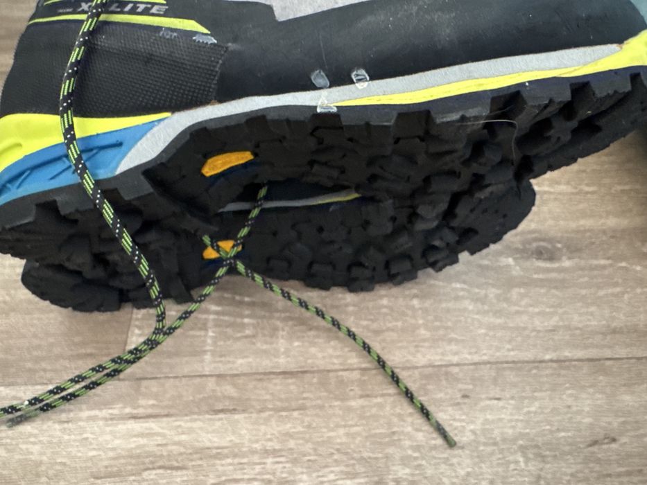 Ботинки Garmont Mountain Guide Pro GTX 27см