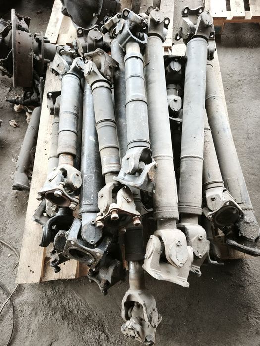 Кардан карданний вал передній середній задній Зіл 131 нового стану