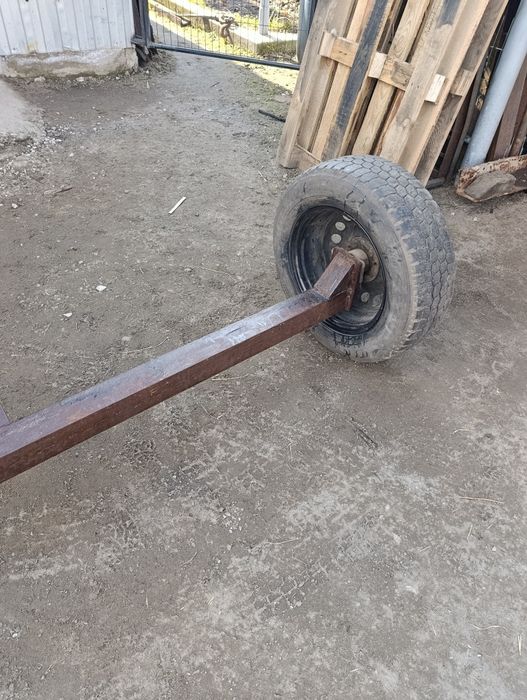 Вісь під підкатний лафет