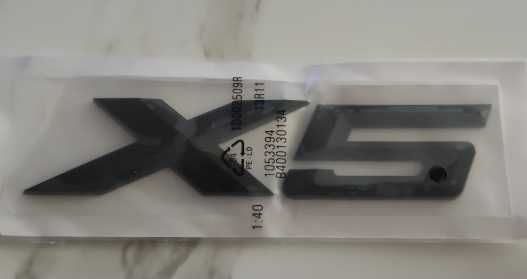 Nowy znaczek X5 czarny emblemat przyklejany logo klejane