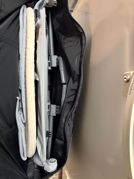 Berço maxi-cosi bebé confort de co-sleeping