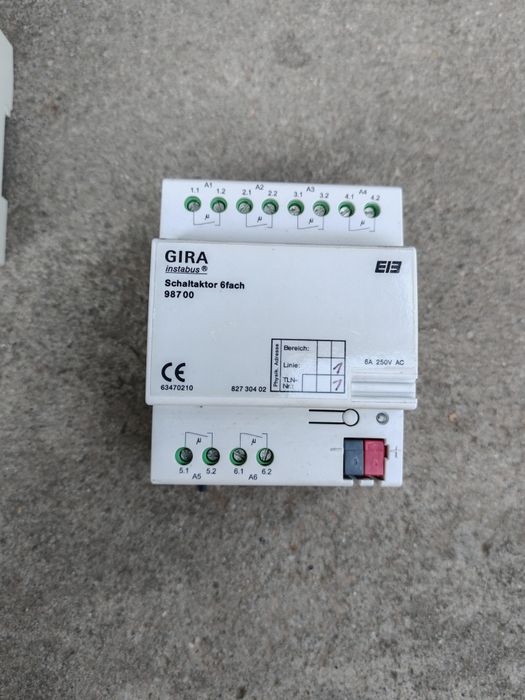 ABB, Gira Бінарники, актуатори, таймер, блок живлення KNX