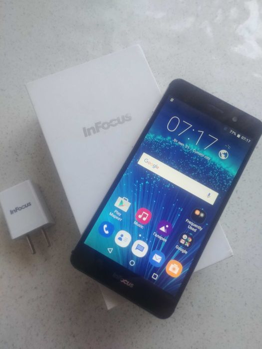 Телефон Infocus m560