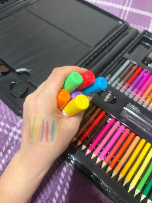 Фломастеры, карандаши, разное(комплект)