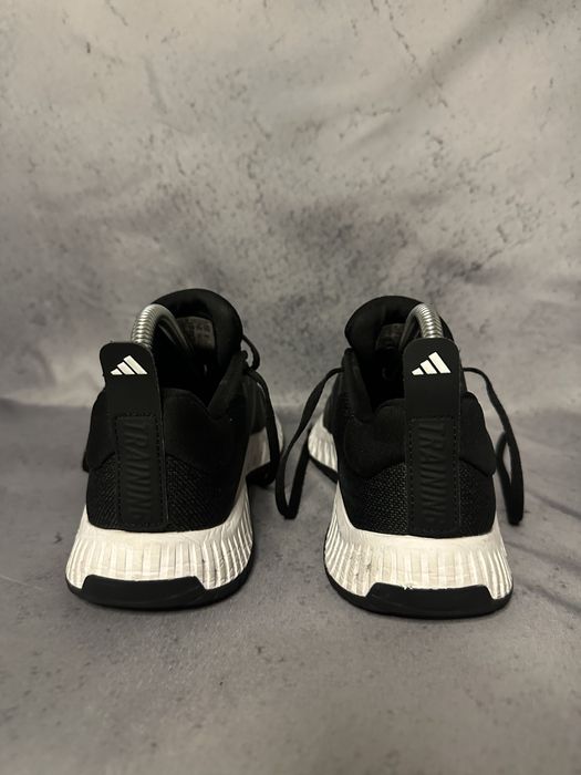 Buty Adidas Everyset Trainer