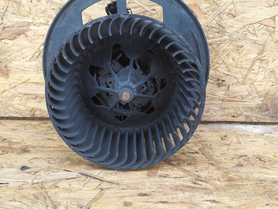 Моторчик вентилятор пічки БМВ Е90 BMW E90