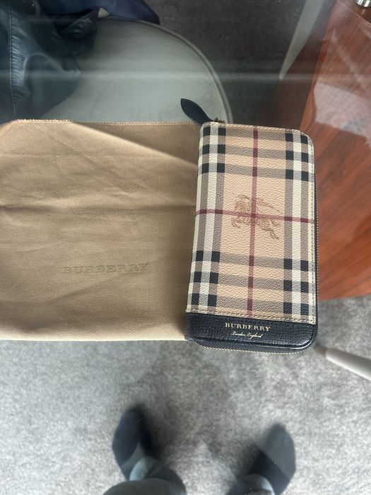Carteira Burberry