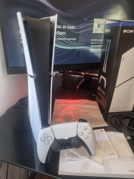 Aceito Ps4 slim + jogos  como parte do pagamento + acerto de 270€