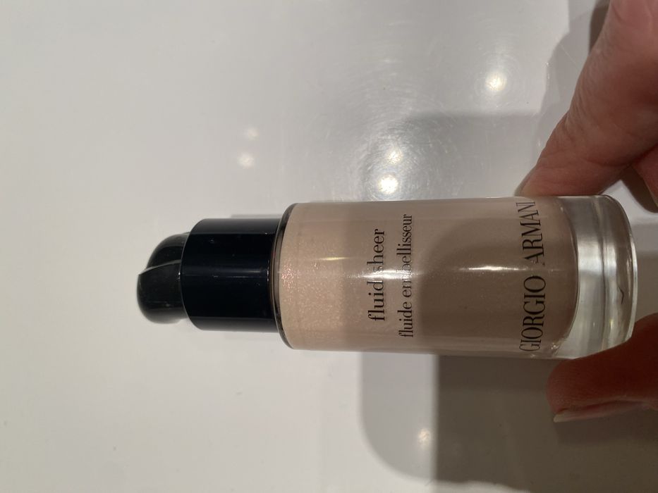 Armani fluid sheer 7 rozswietlacz w plynie