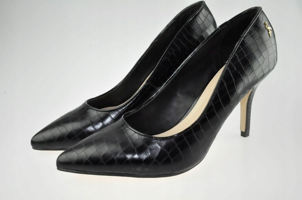 Buty Menbur Czółenka czarne r.37