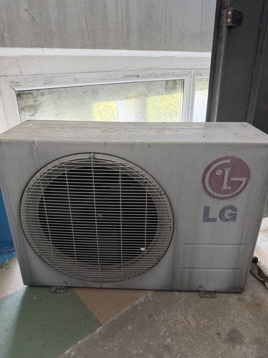 Продам наружный блок кондиционера Lg A12LHU