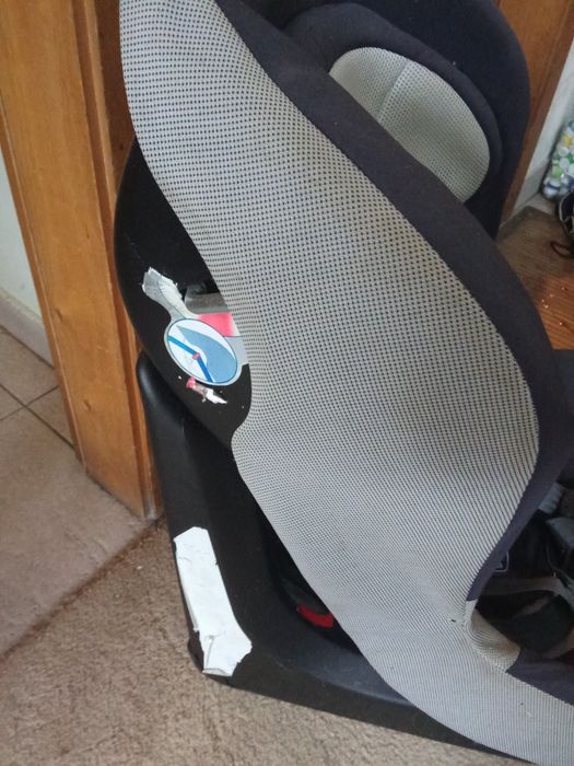 Cadeira Auto 9-18Kg  da Chicco  em bom estado