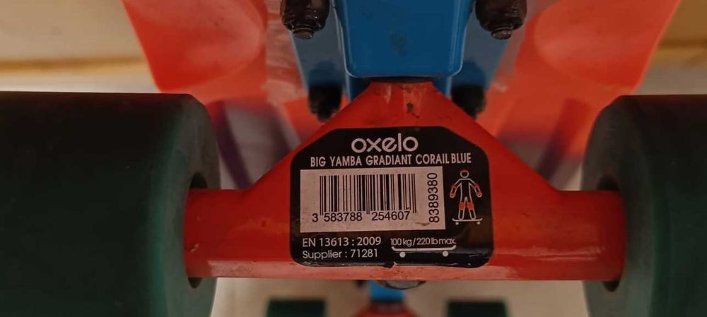Skate OXELO em muito bom estado