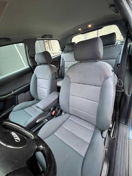 Audi A3 8L 1.6 MPI 102 KM PB+LPG 2000r.