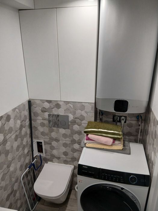 Sprzedam kawalerkę 27 m² po kapitalnym remoncie oś "Nad Potokiem" - Więcej