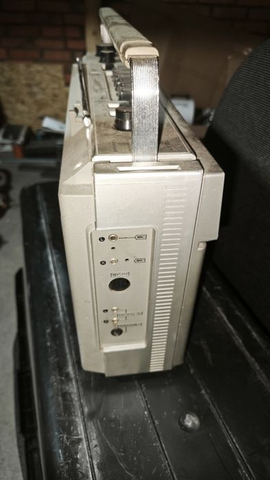Магнітола SANYO, касетна