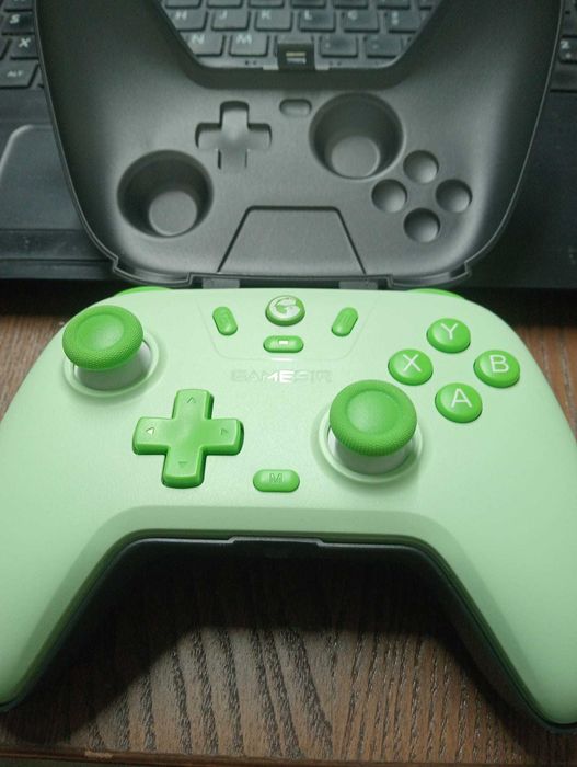 Comando GameSir Nova Lite (T4n Lite)– Estojo, Recetor e Hall Effect