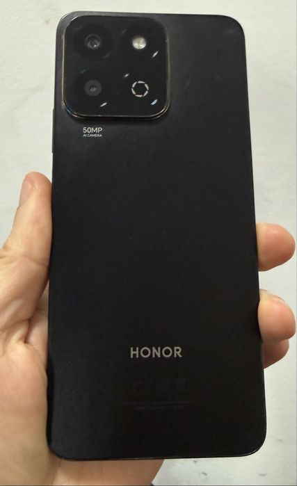 Honor 200 Smart