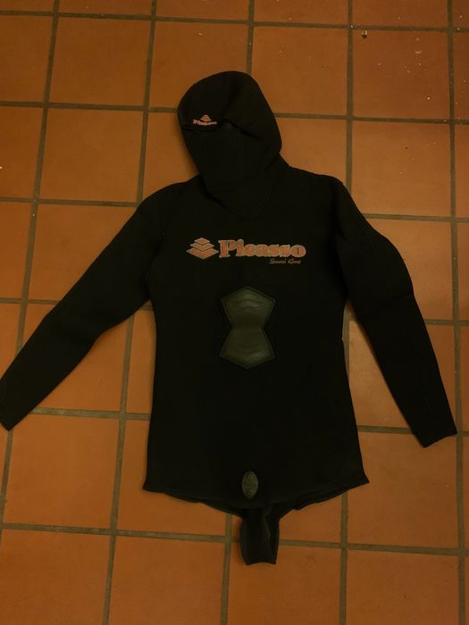 Fato caça submarina Picasso