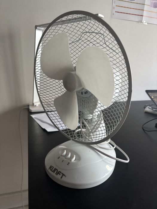 Ventilador pequeno a funcionar – sem grelha frontal
