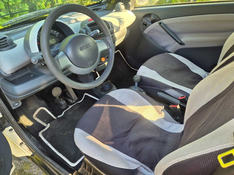 Smart fortwo . 2005