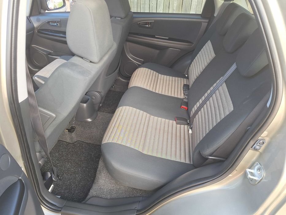 Fotele Kanapa fiat SEDICI SUZUKI SX4 2008