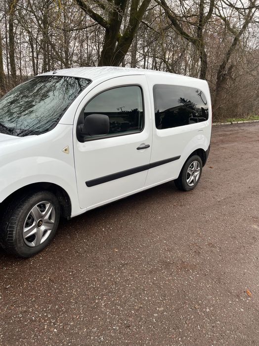 Рено кенго пасажир