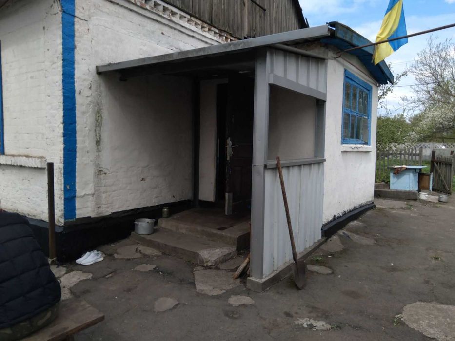 продам будинок 20 км від міста