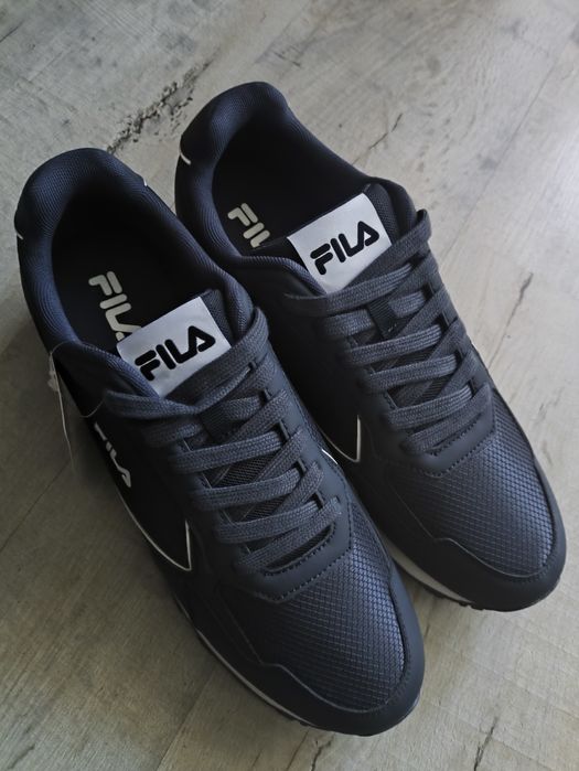 Nowe, męskie buty sportowe Fila r.44.