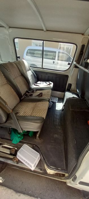 Toyota Hiace 1993 | 2.5D | Mecânica Impecável (Ler Até ao Fim)