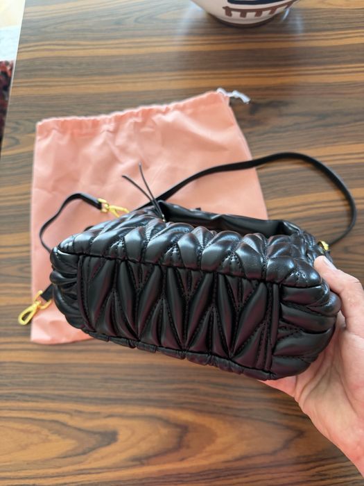 Mala miu miu mulher