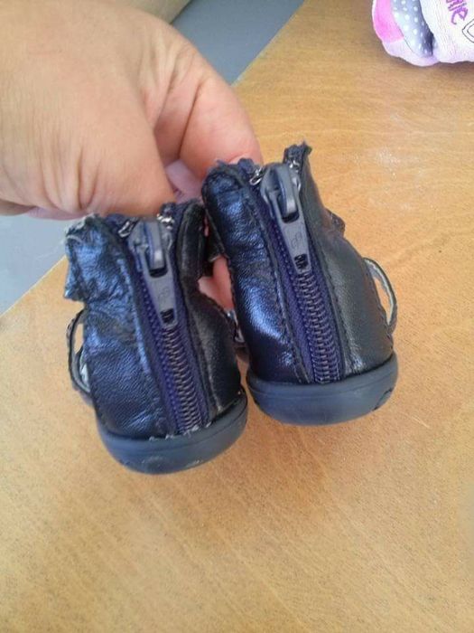 Sandálias nr18 menina