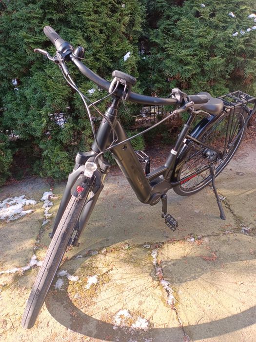 Elektryczny Trek District + 6EU Lowstep SBK