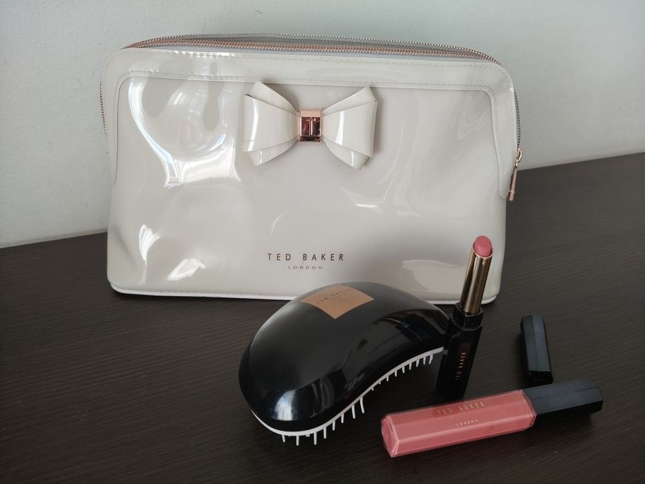 Ted Baker kosmetyczka Abbie Curved Bow