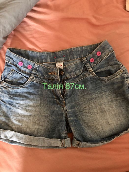 Шорти джинсові,літні.