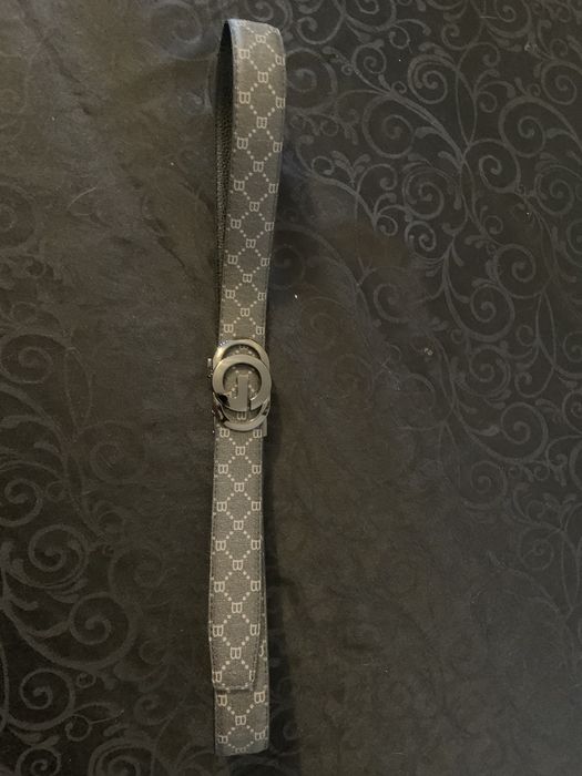 Cinto marca G bom estado