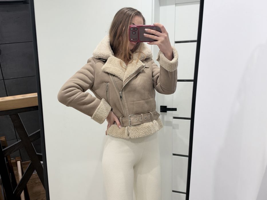 Kurtka kożuszek Stradivarius jak nowy