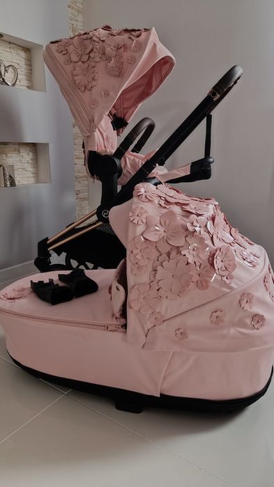 Wózek cybex priam simply flowers 2w1 dla dziewczynki