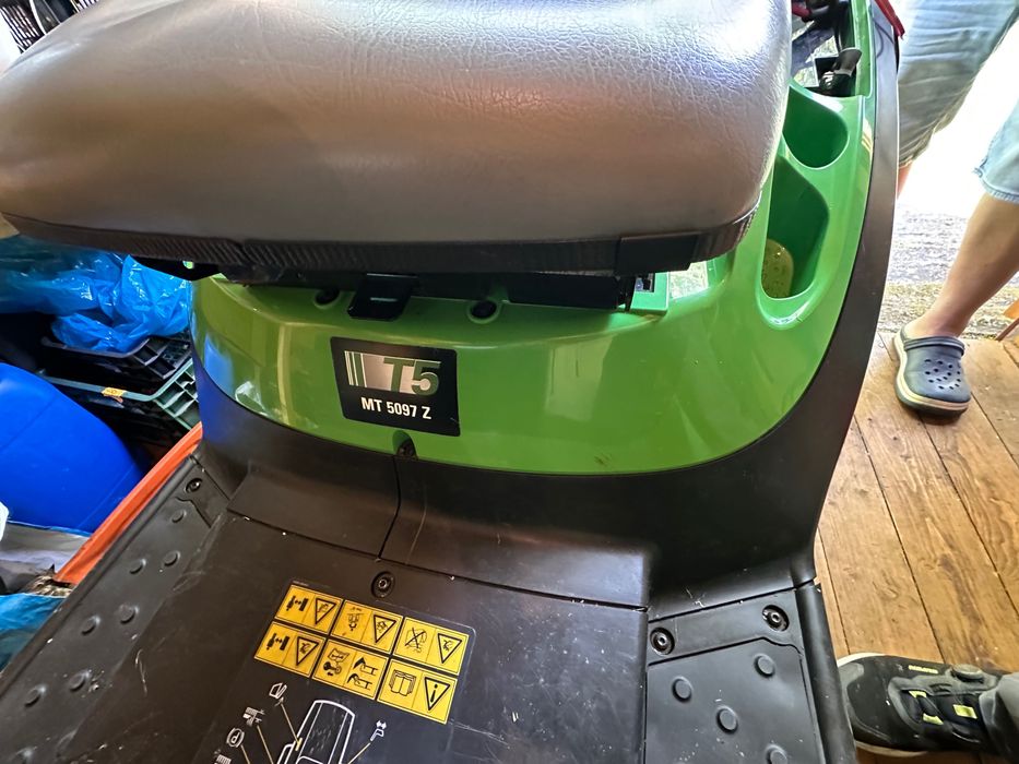 Traktorek Viking MT5097Z