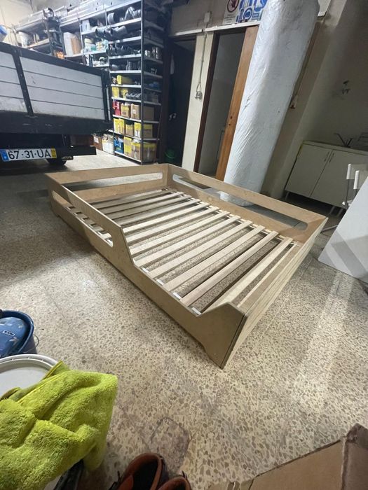 Cama casal estrutura
