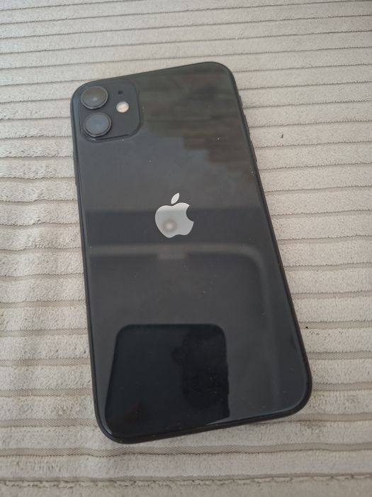 Telefon iPhone 11