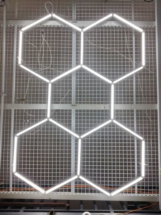 Iluminação Hexagonal de Teto
