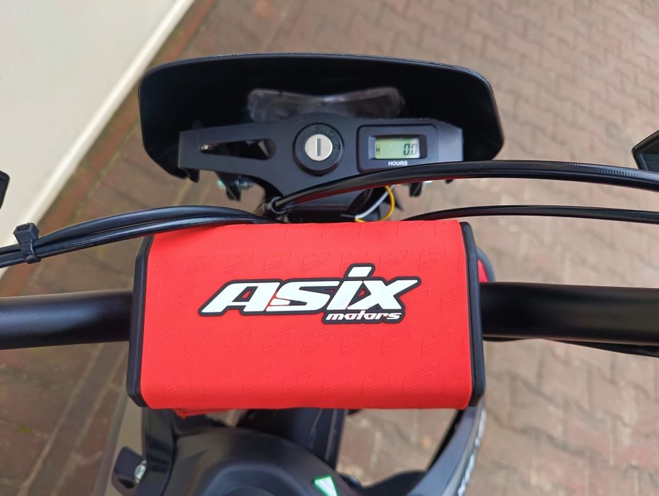 Wymarzony Cross Asix xb 48 125 CC koła 17 i 14' dark version