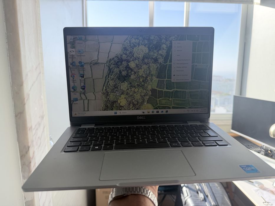Dell Latitude 5320 -Core i5