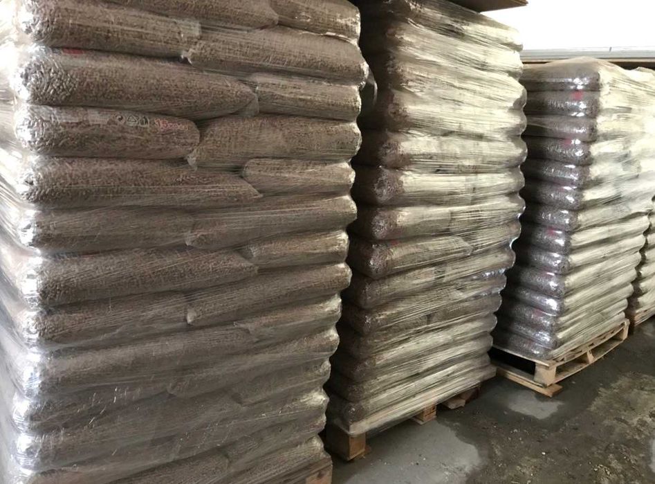 Вугілля, брикети, пелети паливні з маніпулятором