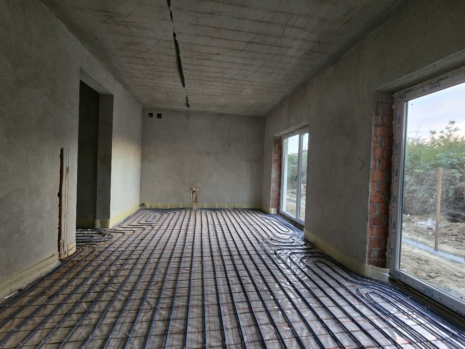 ПРОДАЮТЬСЯ ТАНХАУСИ у стилі сучасна класика м. Ужгород, Компотний р-н